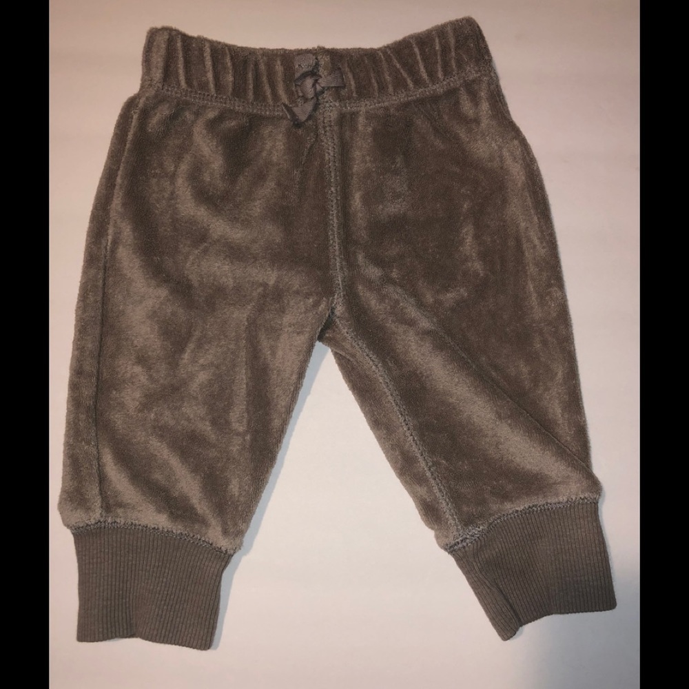 Carter’s Baby Boy Pants – Size 6M | Bear Design | Cozy & Cute